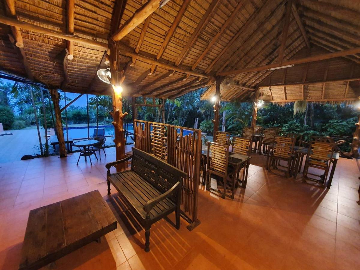Bamboo Hideaway Resort Koh Mak Exteriör bild