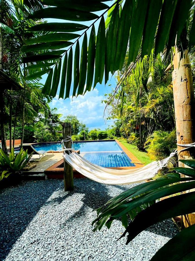 Bamboo Hideaway Resort Koh Mak Exteriör bild