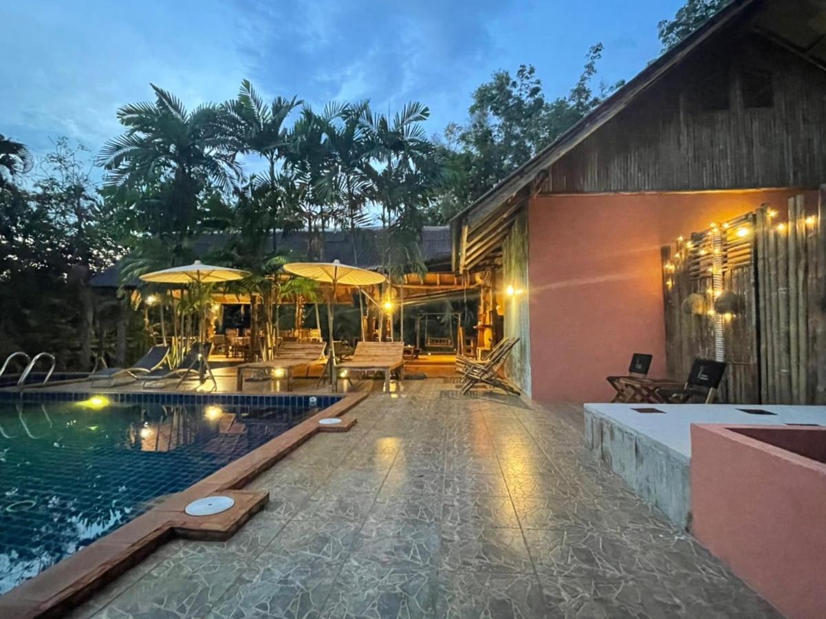 Bamboo Hideaway Resort Koh Mak Exteriör bild